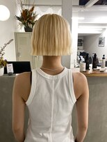 トナリ(tonari)&nbsp;リップラインボブ×抜きっぱなしブリーチ