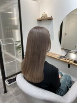 シア 新越谷店(SHEER) ミルクティーグレージュ