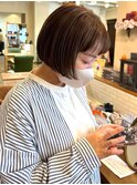 ショートボブ