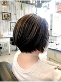 ショートボブ/ダークカラー+3Dカラー