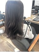 ダークグレー