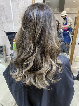 プラグ ヘアーデザイン 大名店(PLUG hair design) エアタッチハイライト