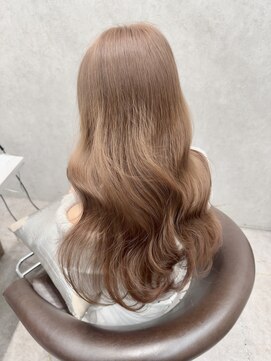 ロンド レア 天神大名店(Lond Le’a) ダークアッシュ/大人ガーリー/似合わせカット/10代20代30代