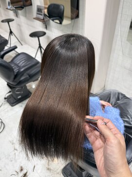 サロンドボーテキリコ(SALON DE BEAUTE KIRIKO) ロング × ネオメテオストレート