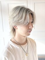 ビアンコ(bianco produce by L'Aube)&nbsp;ブリーチ ホワイトカラー ホワイトベージュセンターパートウルフ