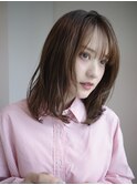ミディアムレイヤー・ボブ/絶壁解消/20代/３０代/長め 