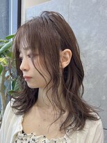 ソアロ(SOARO)&nbsp;岐阜韓国レイヤーロンググレージュ20代