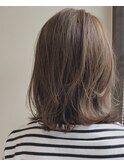 【mighty】ベージュ×イルミナカラー×レイヤーボブ