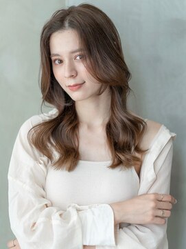 ドットハリス(.Hallis) 大人かわいい/小顔/ミディアムレイヤー/20代30代40代