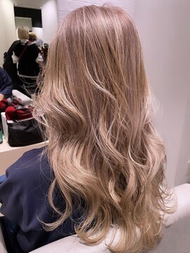 ステア ケース(stair case) 【NATASHA】ロング小盛りレイヤー