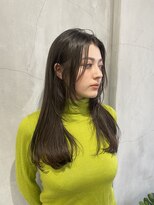 ティティ(TiTi)&nbsp;ダークブラウンで大人艶髪に[TiTi_栗林れい]