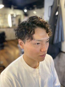 スマイルヘアー(Smile hair) ツーブロックスパイラルパーマ