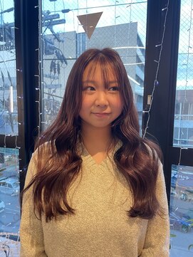 シダ(sida SAIIN) 20代30代ロング暖色カラー