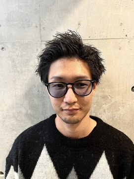 リベルテ 京橋(Liberte) メンズショートツイストスパイラルパーマスパイキーアップバング