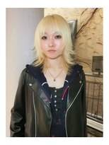 ノラ シブヤ(NORA)&nbsp;レイヤーカット・ブロンド・抜きっぱなし・シャギーレイヤー