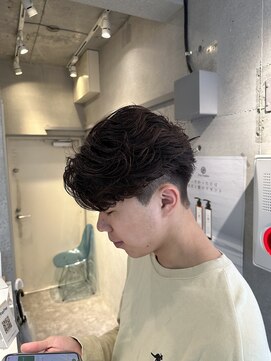 トゥルークリエイション 大宮(True Creation) フェザーパーマ