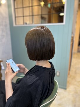 ヘアーサロン キー(Hair salon key) オリーブベージュ