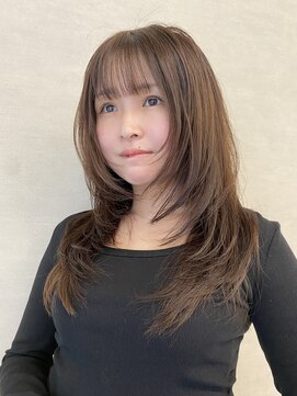 フルールバイアヴァンスクロス(Flulu by avance. cross) 冬ベージュカラー×レイヤーカット