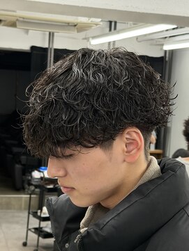 オーバルバイアピッシュ(OVARL by apish) 波巻きパーマ/メンズパーマシャドウパーマメンズカット