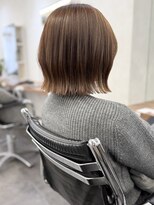 オウル(Owll) *肩上外ハネ切りっぱなしぱつっとボブ*