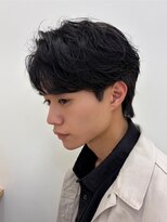 ハニー 町田(HONEY)&nbsp;アップバング ニュアンスパーマ 黒髪