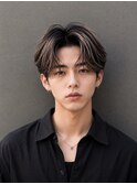 20代韓国風センターパート×バレイヤージュカラー×ハイライト