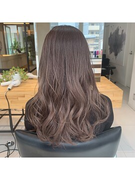 ラダ(Lada) マロンベージュ