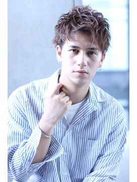 ガランテ(Galante) 夏髪サイドグラデーション!!束感アップバング!