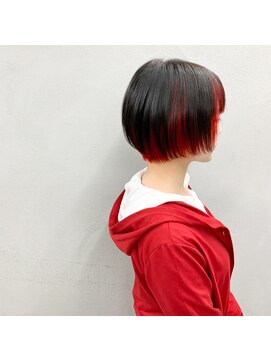 タグ(#tag) #イメチェンショート×セクションカラーレッド