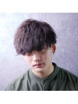 ゴールド 京都(GOALD) マッシュ 王道 2ブロック 束感 刈り上げ ナチュラル 