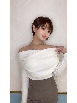 ロンド ストラーダ 心斎橋(Lond strada) ショート×ハイライト白髪ぼかし×シルキーベージュ[心斎橋]