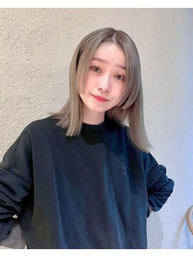 ルル 表参道(lulu.) 【高橋弥生】姫カット ハイトーンベージュ