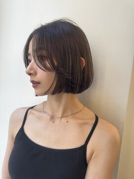 クオン 伊勢崎(QUON.) ぷつっとボブ×流れる顔周り
