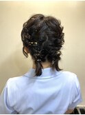 ショートヘアアレンジ お呼ばれ 金箔 ツインテール