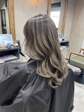 サニー 渋谷(SUNNY) バレイヤージュ、ハイライト、レイヤーロング、グレーベージュ