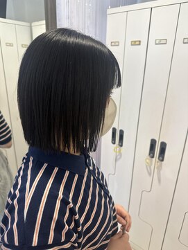 クロップ エス 茅ヶ崎本店(crop es) パツっとボブ