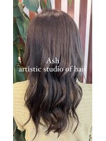 アッシュ アーティスティック スタジオ オブ ヘア(Ash artistic studio of hair)&nbsp;暗めカラー