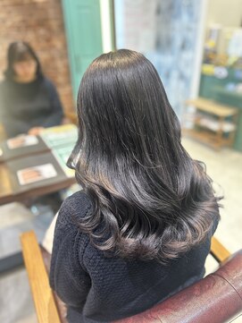 リック(Ric by KENJE) 【暗髪ロングヘア】