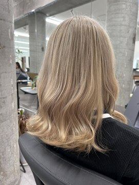 ウェーリング(Welring) ホワイトベージュ