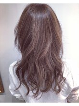 アン ビジュ(un bijou) 大人可愛いピンクグレージュカラー