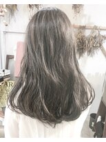 ヘアーアンドアトリエ マール(Hair&Atelier Marl)&nbsp;【Marl】マットグレージュカラーのふんわりセミディ♪