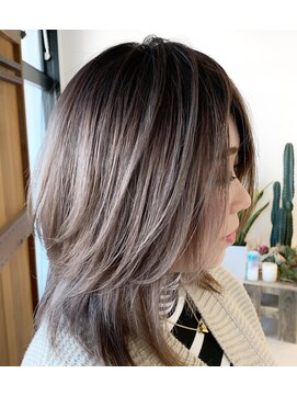 ウェーブス(WAVES) バレイヤージュ