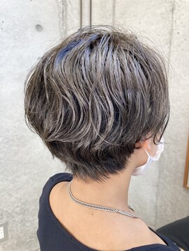 ヘアメイク ゼロ(0) ふんわりラフショート