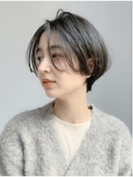 フィルムス 横浜(FILMS) グランマッシュ/暗めカラー/ショート/ボブ/前髪/髪質改善/横浜