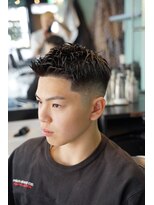 タイト スワッグ バーバーワークス(TIGHT SWAG BARBERWORKS)&nbsp;スパイキーショート×ミドルフェード