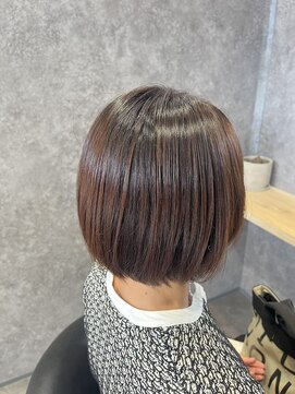 ラフル(LAFULL) ストレートパーマ × ショートボブ