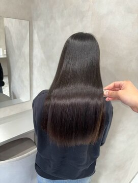 キング(K!ng) 縮毛矯正髪質改善ハイライトレイヤーカット枚方美容室エクステ