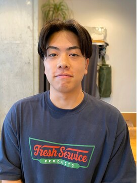 ディーエックス ウエスト(Dxxxx WEST) メンズセンターパート毛流れヘア