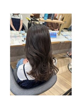 アース オーセンティック 越谷レイクタウン店(EARTH Authentic) 重たさ解消大人透明感韓国風レイヤーカットロングヘア