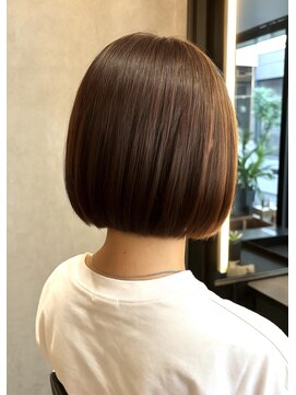 ニマルニーニー バイ ヤスオカ(2022 BY YASUOKA) 髪質改善×ボブ